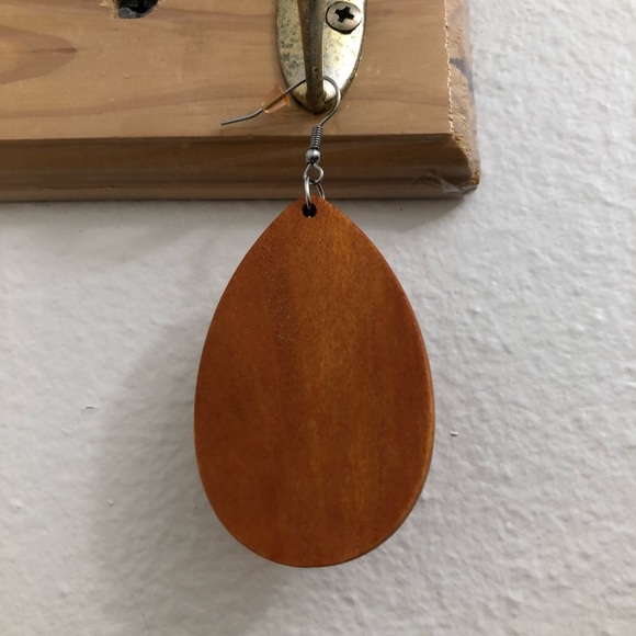 Wooden Women Dangle Drop Light Brown African Natural Earrings - Picture 4 of 6